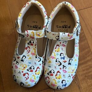 Disney Princess Kids Shoes From Little Piggies Size 4-5Y